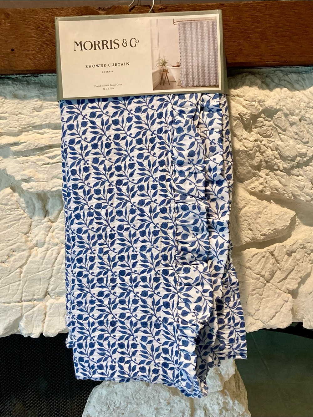 NWT Morris and Co 100% cotton gauze shower curtain-blue/white pattern “Rosehip”